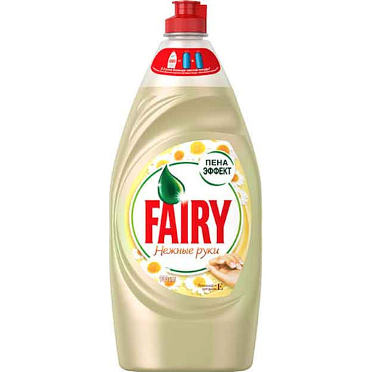 Средство для мытья посуды Fairy 900мл ромашка и витамин Е Procter & Gamble Россия