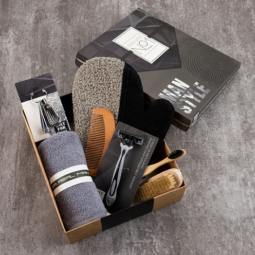 Набор подарочный Мужчина N1 (полотенце, акссесуары 7пр) арт.4681001 Россия