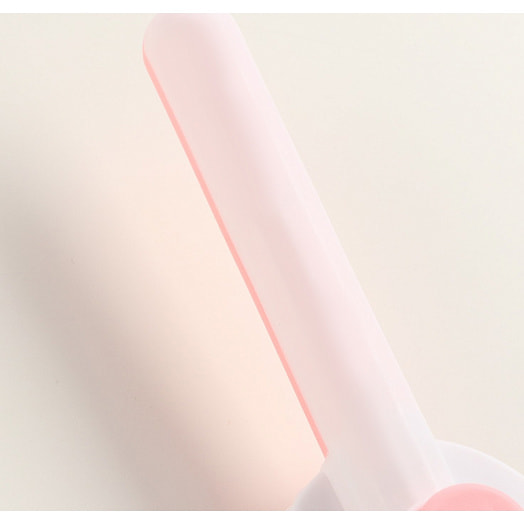 Пуходёрка пластиковая с функцией самоочистки 7,7х19,1см, розовая арт.9001563 Китай